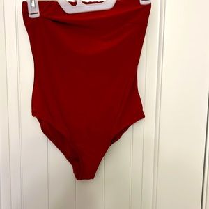 Womens sleeveless top